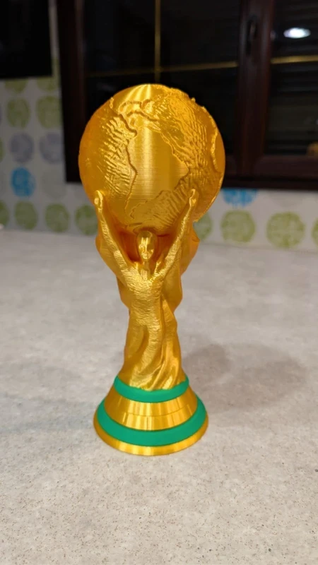 Replica FIFA World Cup Trophy - 25cm - Gold Finish – photo 2